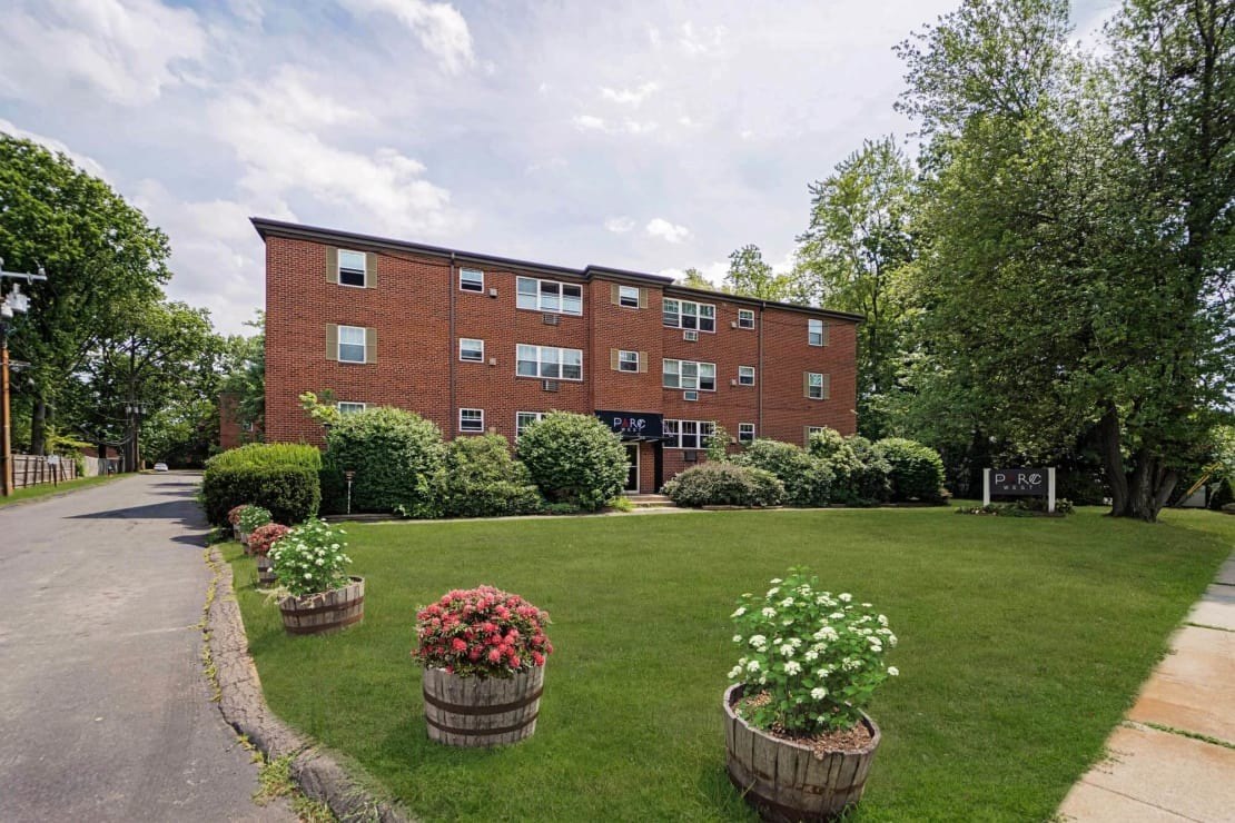 Parc West apartments, West Hartford